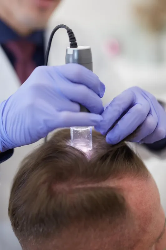 Consulta de medicina estética del Dr. Freddy Cascante en Barcelona